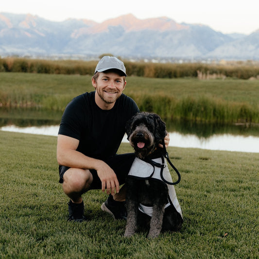 Summer Bundle: Reflective Running Hat and Dog Jacket (Black)